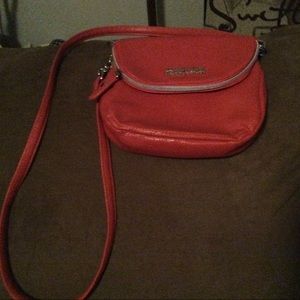 KENNETH COLE REACTION NWOT MINK FOLD-OVR CROSSBODY